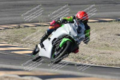 media/Jan-15-2026-Racers Edge (Thu) [[dfebeb70ab]]/3-B Group/Session 2 (Bowl Exit)/